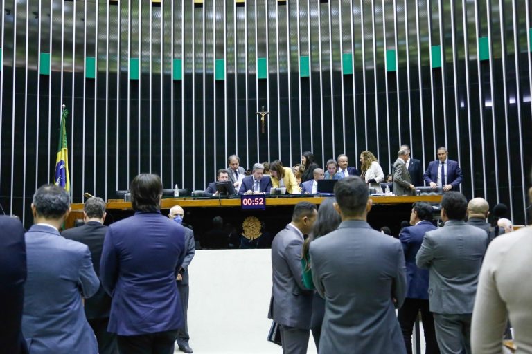 Câmara aprova MP que facilita reajustes da tabela do frete rodoviário de cargas